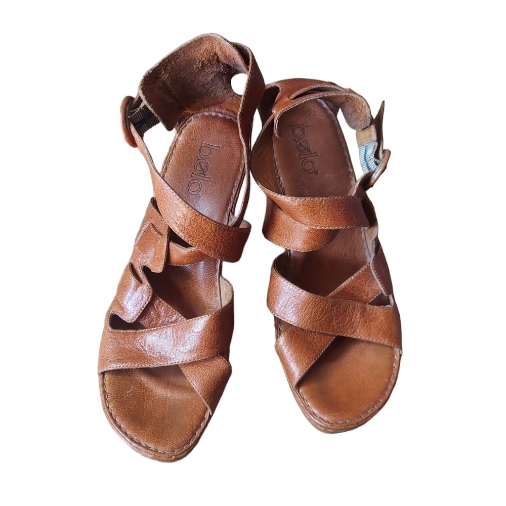9‎ Bolo brown wedge shoe